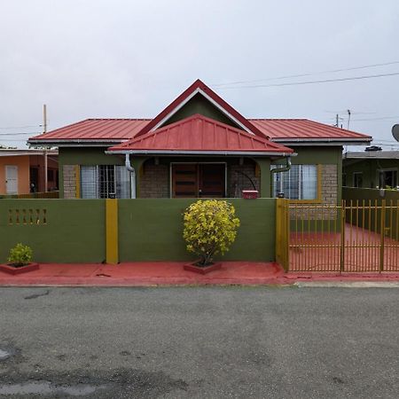 4 Bedroom House, Bon Accord Teak House Bon Accord Village Buitenkant foto