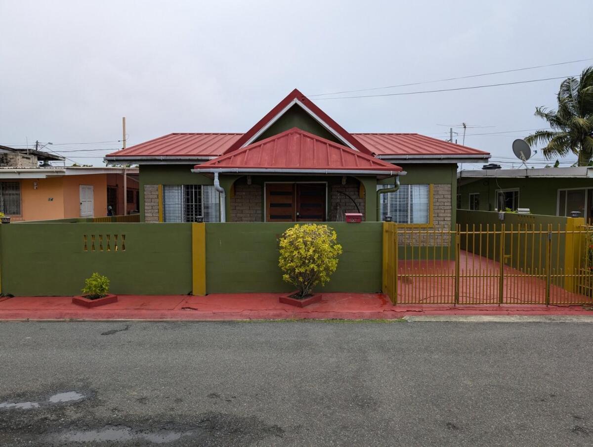 4 Bedroom House, Bon Accord Teak House Bon Accord Village Buitenkant foto